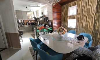 Imagem: Casa em Avenida Américo Walter Buchvieser