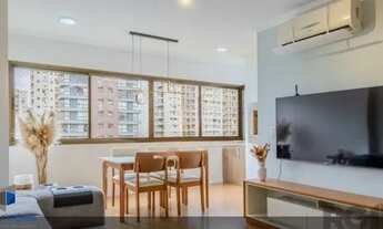 Imagem 5: Apartamento de dois dormitórios localizado no bairro Passo da Areia em Porto Alegre/RS