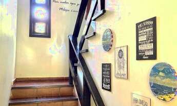 Imagem 4: Casa para venda possui 300 metros quadrados com 4 quartos