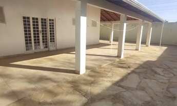 Imagem 2: Brasília - Casa Padrão - Guará