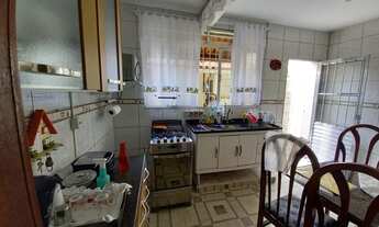 Imagem 3: Térrea para venda possui 190 metros quadrados com 5 quartos em República - Vitória - ES