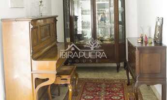 Imagem 4: Casa na melhor localização de São Paulo, com 6 quartos sendo 3 suítes e 4 vagas de garagem