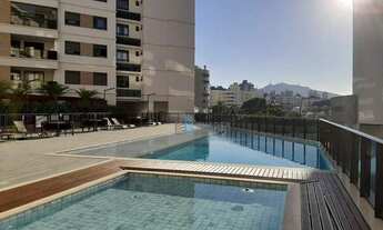 Imagem 1: Apartamento 3 Dormitórios (Suíte), Finamente Mobiliado, 2 Vagas e H.box em Clube Residence