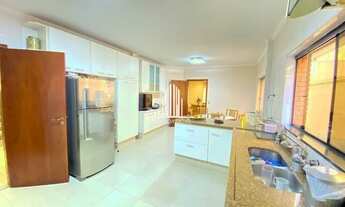 Imagem 3: CASA RES. 5 - 4 DORMITÓRIOS SENDO 2 SUÍTES, 4 VAGAS NA GARAGEM (2 COBERTAS E 2 DESCOBERTA