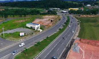 Imagem 3: Arujá - Loteamento/Condomínio - Portão