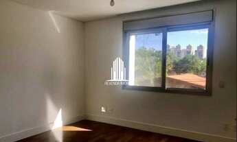 Imagem 7: Sobrado á venda no alto de Pinheiros com 5 suítes, 6 vagas, área verde integrada