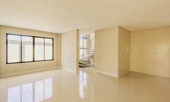 Imagem 6: Sobrado triplex de frente para rua com terraço exclusivo, 3 Dormitórios, 1 Suíte, 2 Vagas