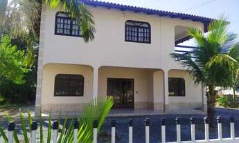 Imagem 2: Espaçoso prédio na praia do forte em São Francisco do Sul!