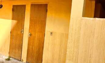 Imagem 2: Casa para fins comerciais com 360 m² com 05 quartos em Cavaleiros - Macaé - RJ