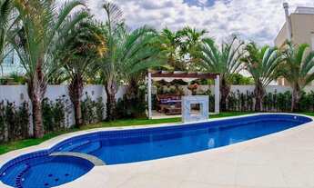 Imagem 2: Casa com 07 dormitórios ( 06 suítes) e excepcional área de lazer