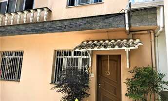 Imagem: Casa Duplex com 3 Quartos (1 Suíte), à