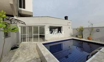 Imagem 3: Cobertura com 4 quartos e 2 suites reformada