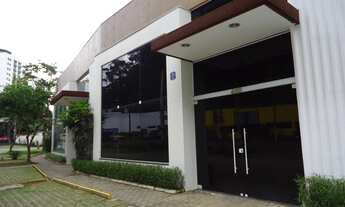 Imagem: Loja Pé-Direito Duplo com Jirau - Cantareira