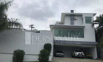 Imagem 4: Belíssima Casa com 670m² no Luxuoso Condomínio Aruã com 4 suítes avarandada . A sua locali