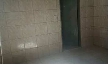 Imagem 5: Casa de fundo Casa com 1 dormitório