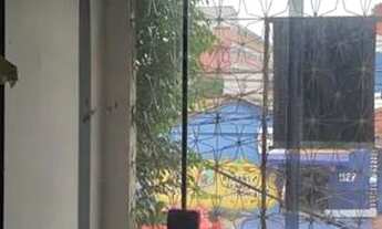 Imagem 7: Prédio comercial na Pedreira próximo a Pedro Miranda