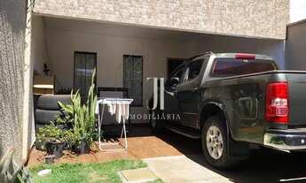 Imagem: Casa à venda com 150m², 2 quartos - Residencial