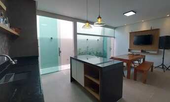 Imagem 3: Belíssima casa no Condomínio Jardim Espanha, 5 quartos, Energia Solar - Parque Verde