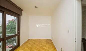 Imagem 2: Apartamento para aluguel possui 75 metros quadrados com 2 quartos em Menino Deus - Porto A