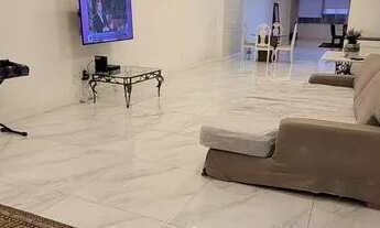 Imagem 5: 3 quartos reformado e mobiliado na Paula Freitas na Quadra da Praia com 1 vaga de garagem