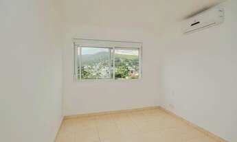 Imagem 5: Apartamento para aluguel possui 63 metros quadrados com 2 quartos em Teresópolis - Porto A