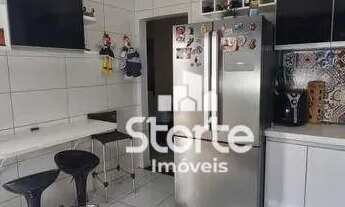 Imagem: Casa com 3 dormitórios à venda, 198m²