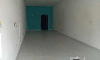 Imagem 3: Salao comercial Mooca 76m2 banheiro porta de vidro