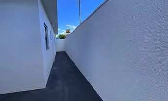 Imagem 2: Linda Casa Alexandrina ¾ próximo ao Anashopping fino acabamento porcelanato etc