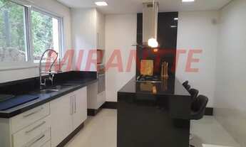 Imagem 7: Sobrado de 300m² com 3 quartos em Serra Da Cantareira