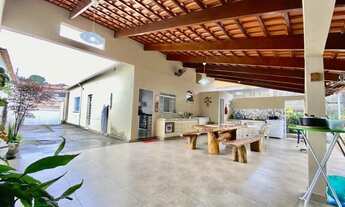 Imagem: Casa à venda, 3 quartos, 5 vagas, Novo