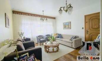 Imagem: Casa assobradada com quintal e 3 vagas próxima