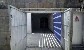 Imagem 2: CASA NO BENFICA Casa com 2 dormitórios