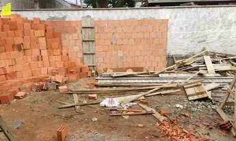 Imagem 6: Sobrado a 100 metros da praia do Quilombo