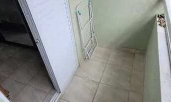 Imagem 2: Sobrado para Venda em Praia Grande, Vila Sonia, 2 dormitórios, 2 banheiros, 1 vaga