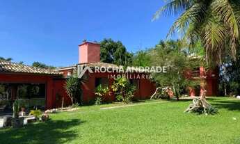 Imagem 4: Casa solta em condomínio fechado ampla com área verde