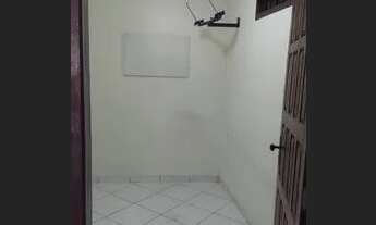 Imagem 4: ALUGO CASA Casa com 2 dormitórios