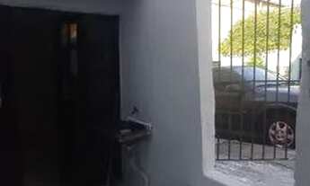 Imagem 4: ALUGA-SE KITNET Casa com 1 dormitório