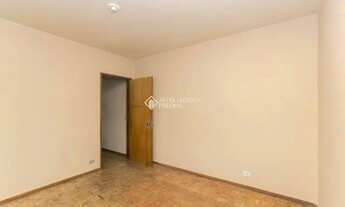 Imagem 7: Apartamento para aluguel possui 49 metros quadrados com 1 quarto em Auxiliadora - Porto Al