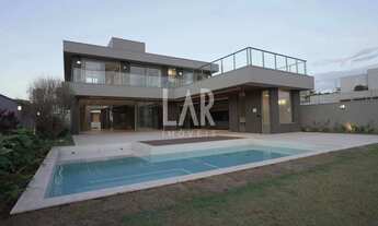 Imagem: Casa em Condomínio à venda, 4 quartos