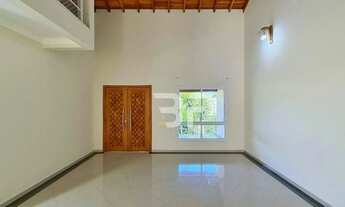 Imagem 5: Casa disponível para venda e locação com 3 quartos (3 suítes) no condomínio Portal de Itai