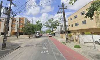 Imagem 5: Apartamento no Edifício Antibes - Várzea - Recife/PE