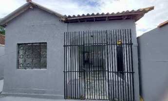 Imagem: Alugo casa comercial no centro de Queimados