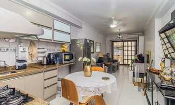 Imagem 2: Casa para Venda - 110m², 2 dormitórios, sendo 1 suites, 2 vagas - Menino Deus