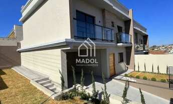 Imagem 3: Sobrado à Venda no Jardim Carvalhoo, com 3 suítes, 2 vagas e 269m² - R$ 769.500