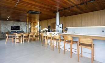 Imagem 6: Sobrado para venda tem 520 metros quadrados com 4 quartos em Parque Cidade - Goiânia - GO