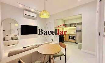 Imagem 5: Apartamento 2 quartos , suíte, totalmente reformado e mobiliado quadra da praia