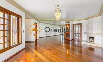 Imagem 3: Casa residencial de 3 dormitórios, sendo 1 suíte, no bairro Partenon