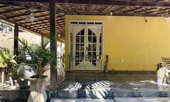 Imagem 3: Excelente Casa de 3 quartos com churrasqueira e piscina em Maria Paula -SG!