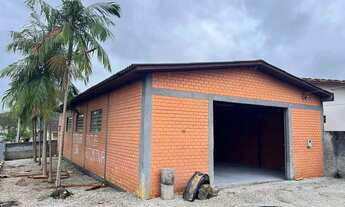 Imagem 2: Galpão com aproximadamente 162 m²