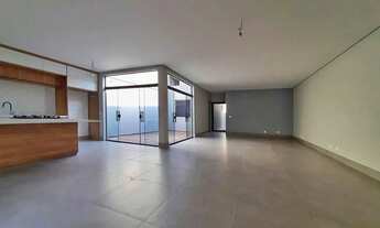 Imagem: Casa em Praça Tcheco - Vila Ipojuca - São